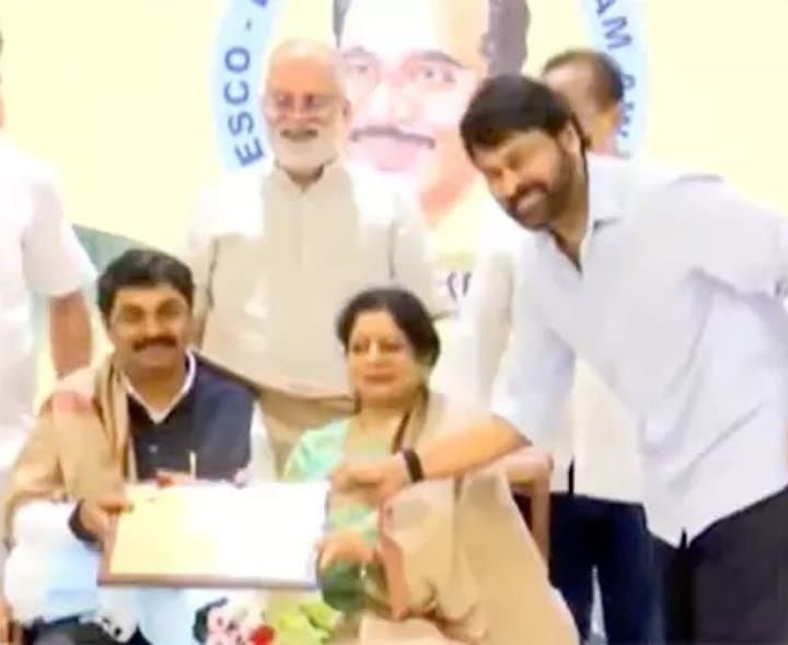 సతీశ్రెడ్డికి ఛేంజ్మేకర్ - Udayam Digital