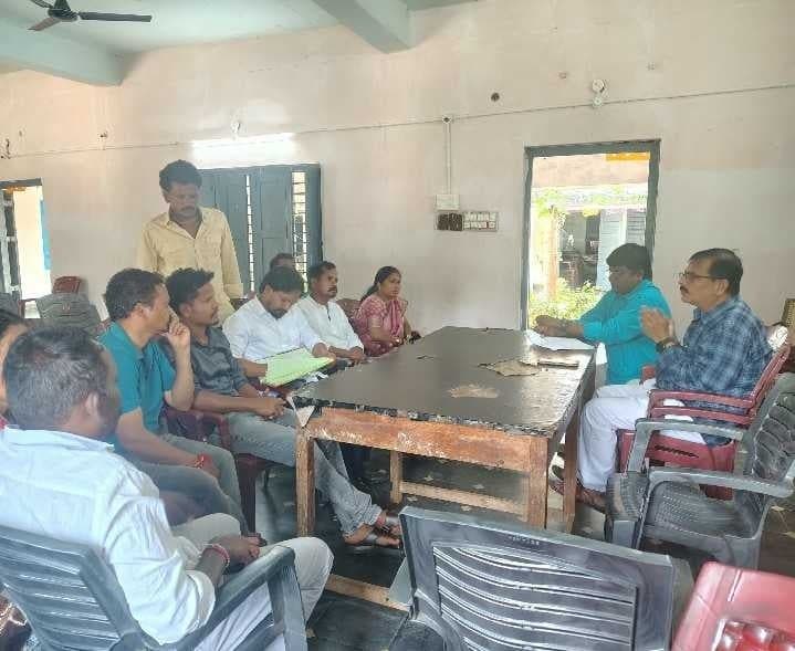 పోలింగ్ కేంద్రాలపై అభ్యంతరాలు లేవు - Udayam