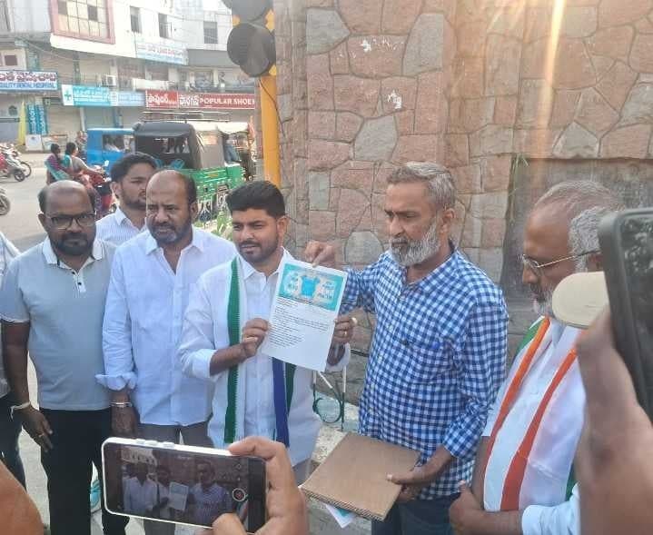 మేనిఫెస్టో అమలులో వెనక్కి తగ్గం: అభ్యర్థులు - Udayam