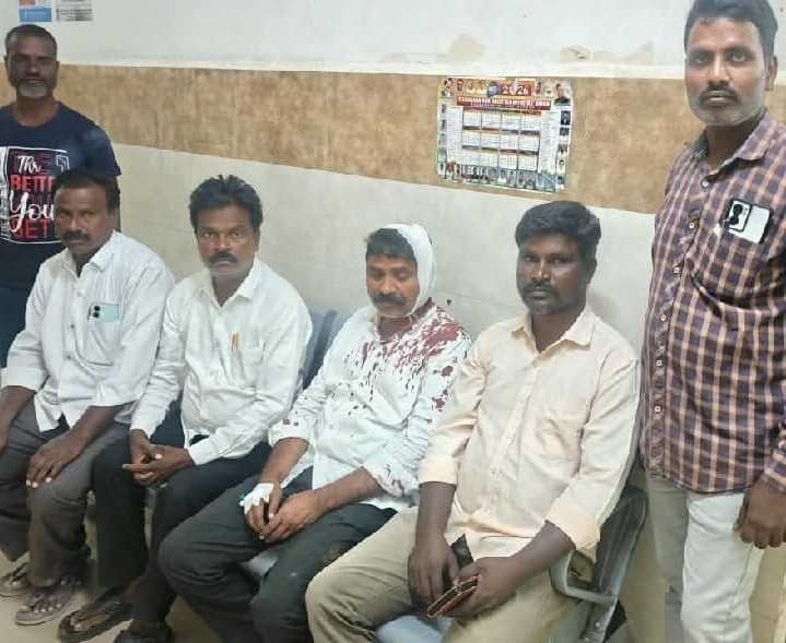 నాగన్నపై దాడి చేసిన వారిని శిక్షించాలి - Udayam