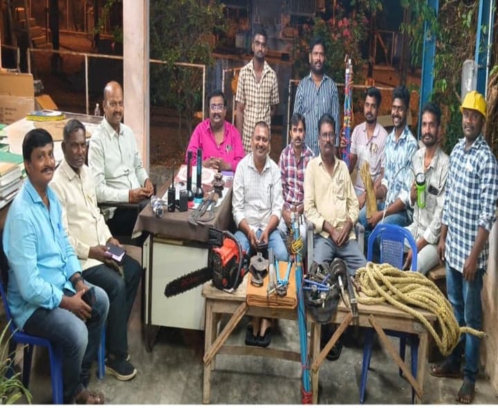 విజయవాడలో విద్యుత్ అత్యవసర నంబర్ - Udayam