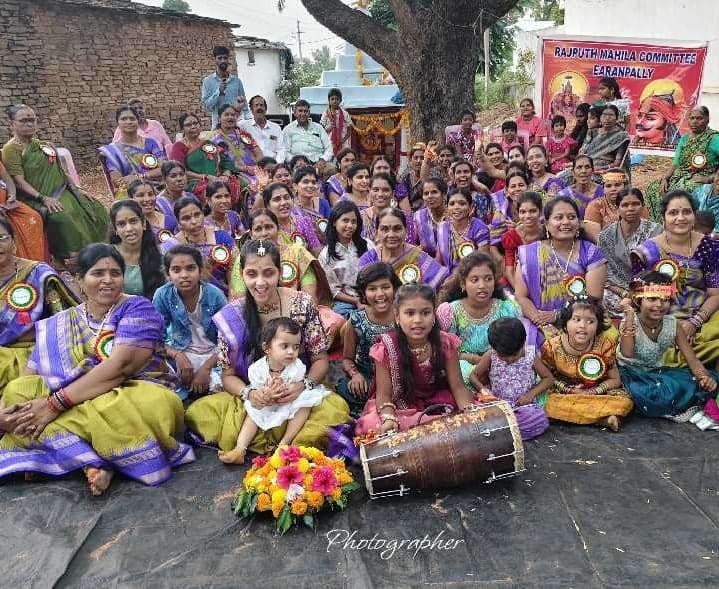 అప్పాయిపల్లిలో భవానీ మాతకు డోలు పూజ - Udayam