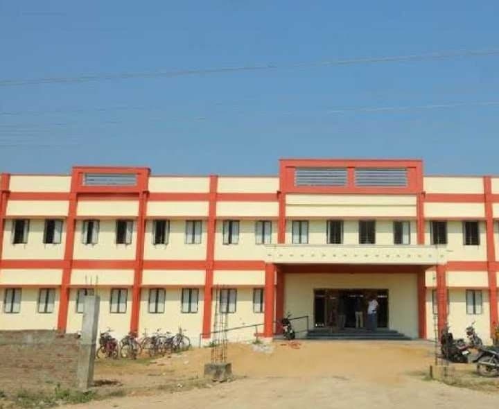 కలిగిరి మోడల్ స్కూల్లో మ్యాథ్స్ బోధనకు దరఖాస్తులు - Udayam