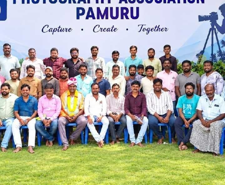 పామూరులో ఫొటో స్టూడియో అధ్యక్షుడిగా సురేశ్ - Udayam