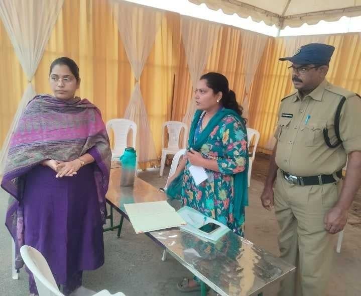 నెల్లూరుపాలెం SST కేంద్రం తనిఖీ - Udayam