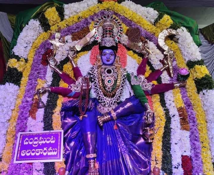 చంద్రఘంట అలంకారంలో చౌడేశ్వరి దేవి - Udayam