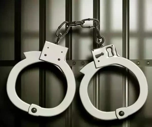 గోల్కొండ జంట హత్యాయత్నం: నలుగురి అరెస్ట్