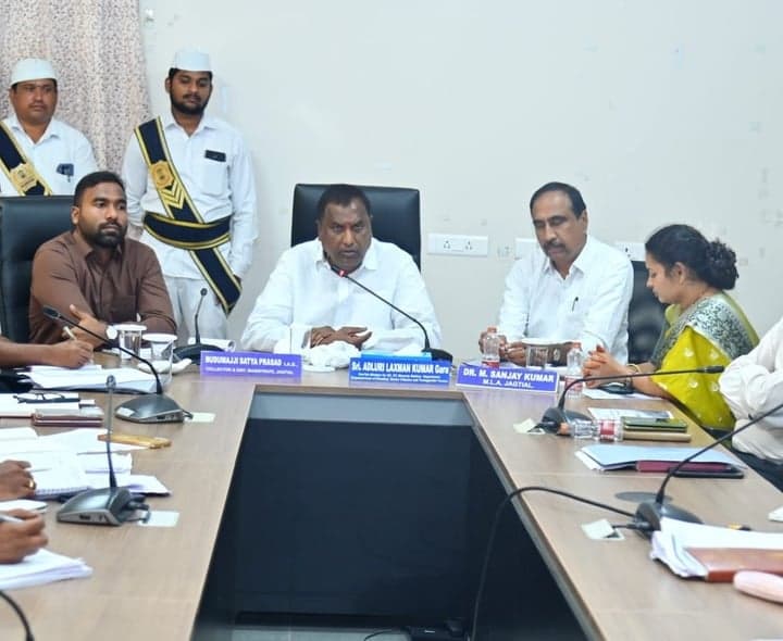 గోదావరి పుష్కరాలకు పకడ్బందీ ఏర్పాట్లు చేయాలి: మంత్రి అడ్లూరి - Udayam