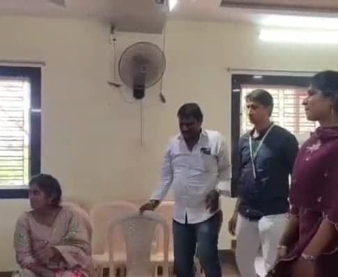 రాయవరంలో ప్రశాంతంగా SMC ఎన్నికలు - Udayam