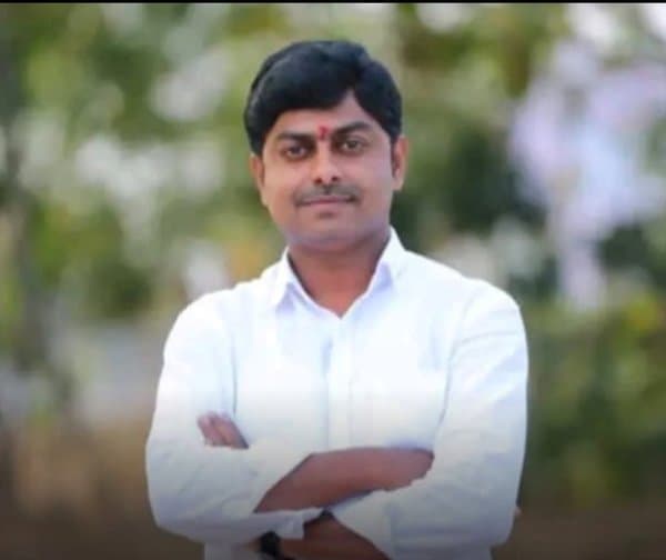 నిర్మల్ కాంగ్రెస్ టౌన్ అధ్యక్షుడిగా హరీశ్ నియామకం - Udayam Digital