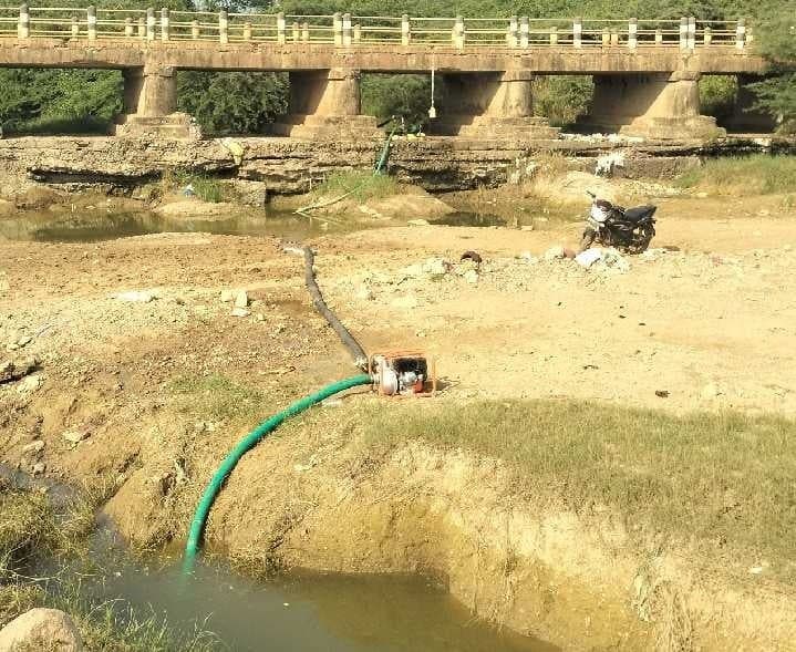 తమ్మిలేరు నీటికోసం రైతుల తిప్పలు - Udayam