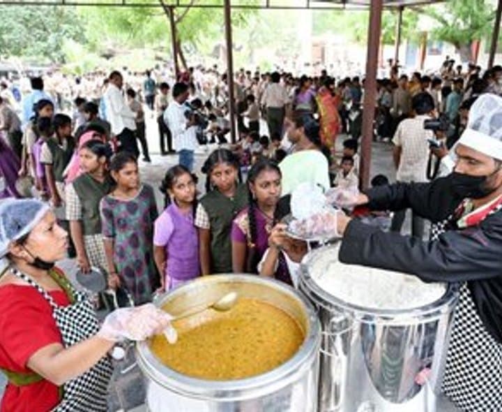 కడపలో 33 స్మార్ట్ కిచెన్లు - gallery image 2