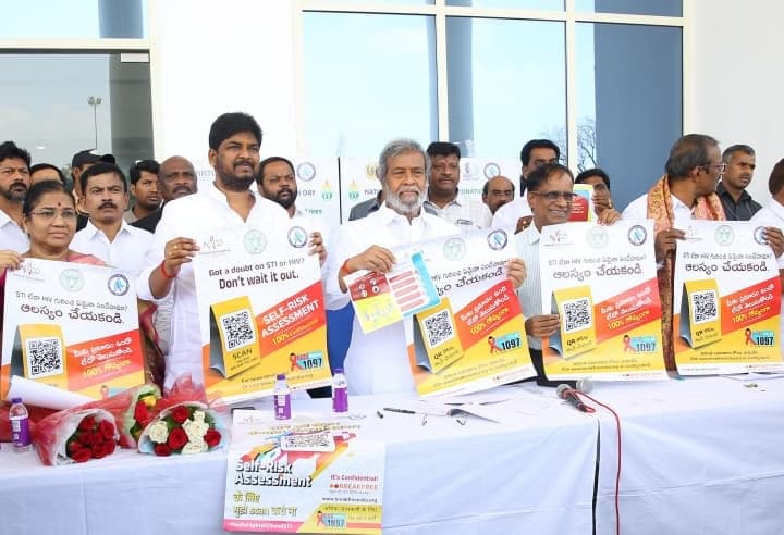 రక్తం కొరతతో చికిత్స ఆలస్యం కాకూడదు: మంత్రి - gallery image 3