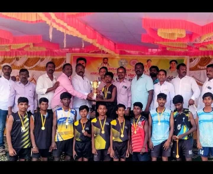 దామరగిద్ద విద్యార్థుల క్రీడా ప్రతిభ - Udayam