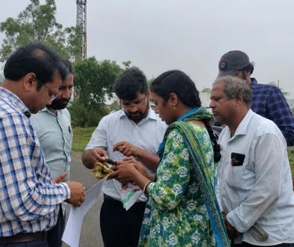 రీసర్వే పనులను పరిశీలించిన జేసీ సేధు మాధవన్ - Udayam Digital