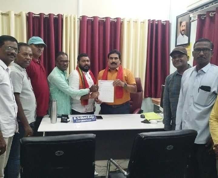 ఆర్మూర్లో సమస్యల వలయంలో విశాఖ కాలనీ - Udayam