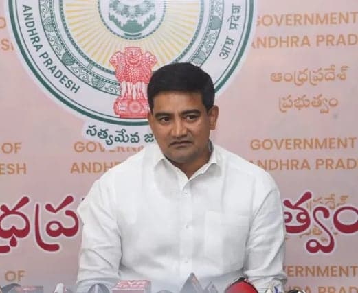 చిన్న శ్రీనుతో టీడీపీకి మరింత బలం - Udayam