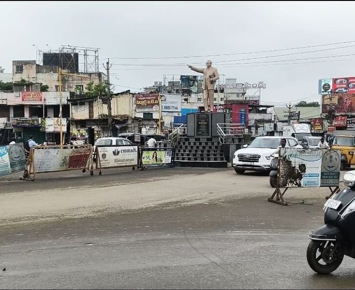 భీమవరం, ఏలూరులో ట్రాఫిక్ కష్టాలు - Udayam Digital