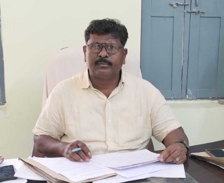 వీపనగండ్లలో పింఛన్లకు 419 దరఖాస్తులు - Udayam