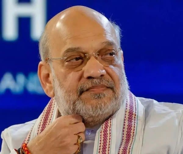 అక్రమ వలసలపై కేంద్రం కీలక కమిటీ - Udayam Digital