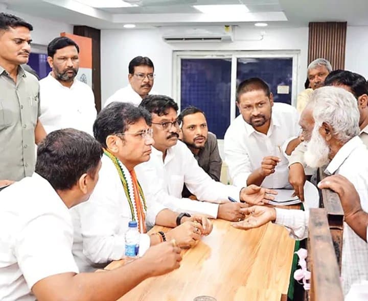 నీటి వాటాలపై రాజీ ప్రసక్తే లేదు - Udayam