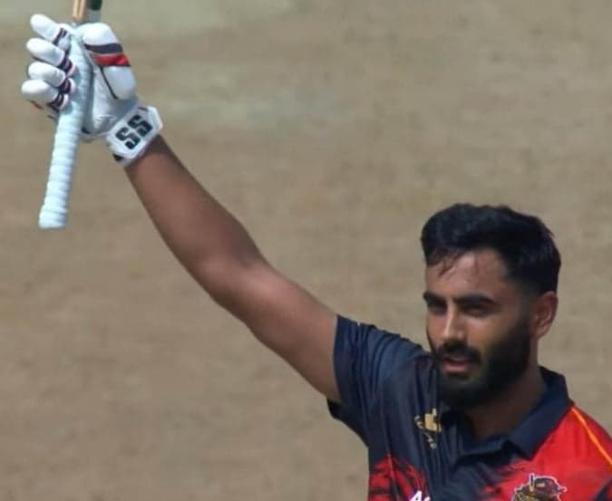 37 బంతుల్లోనే సెంచరీ.. 173 పరుగులతో విధ్వంసం - Udayam