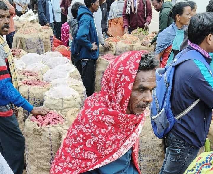 అరకు సంతలో చిలకడదుంపల ధరలు పతనం - Udayam