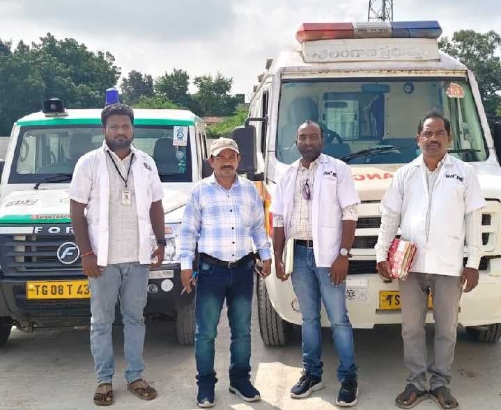 పరకాలలో 108, 102 అంబులెన్స్ల తనిఖీ - Udayam