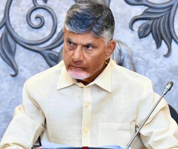 వైసీపీపై ముఖ్యమంత్రి చంద్రబాబు నిప్పులు