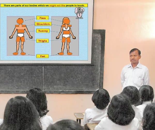 విద్యార్థులకు లైంగిక విద్యపై అవగాహన - Udayam Digital