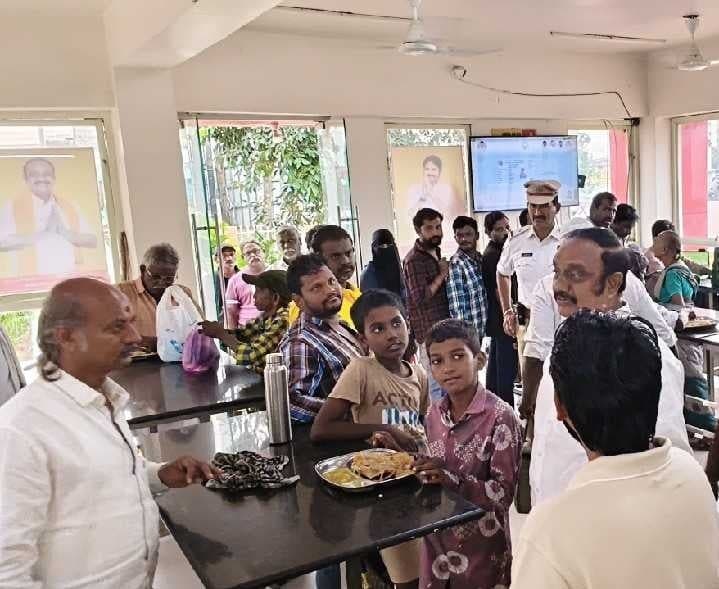 నరసరావుపేటలో అన్న క్యాంటిన్ తనిఖీ - Udayam