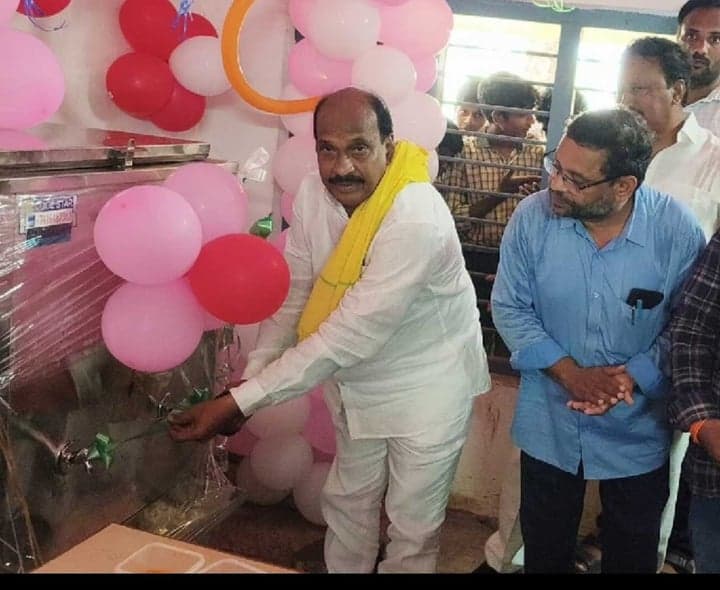 కురెళ్ళగూడెం హైస్కూల్లో వాటర్ ప్లాంట్ ప్రారంభం - Udayam
