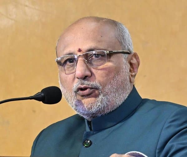 సిక్కిం పర్యటనకు ఉపరాష్ట్రపతి సీపీ రాధాకృష్ణన్