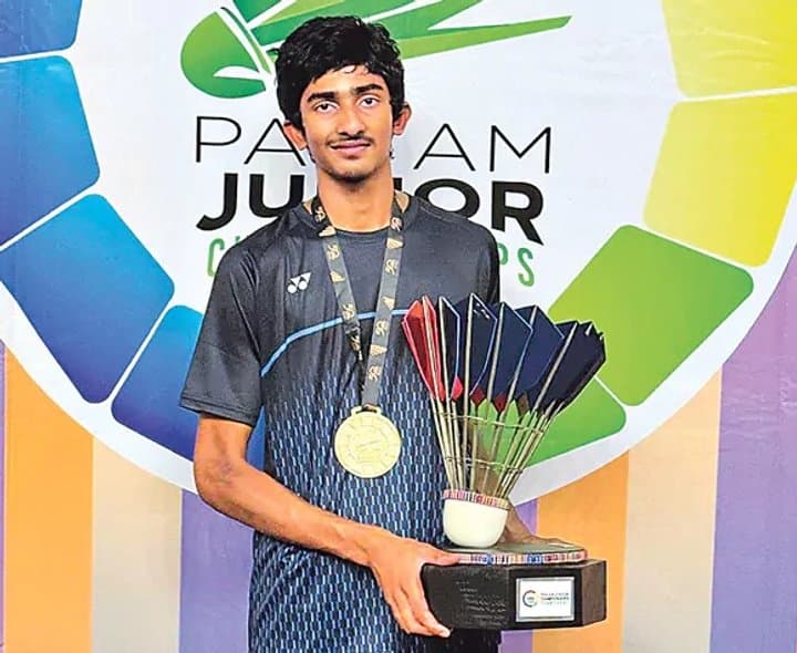 అమెరికా బ్యాడ్మింటన్లో తెలుగోడి మెరుపులు - Udayam