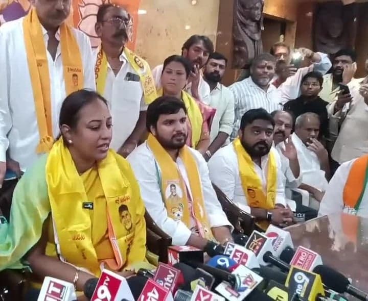 గుంటూరు అభివృద్ధిపై అపర్ణ హామీ - Udayam