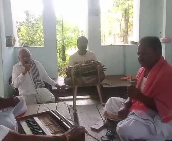 సలుగుపల్లిలో భక్తిశ్రద్ధలతో భజన