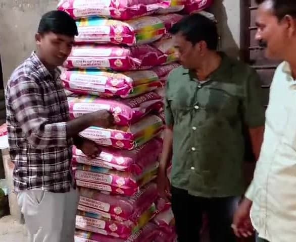 కరీంనగర్లో రేషన్ బియ్యం అక్రమ దందా - Udayam