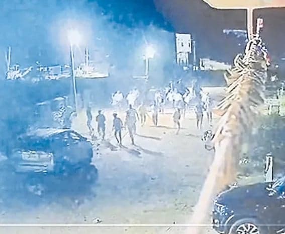 కడపలో టీడీపీ నేతల ఘర్షణ - Udayam