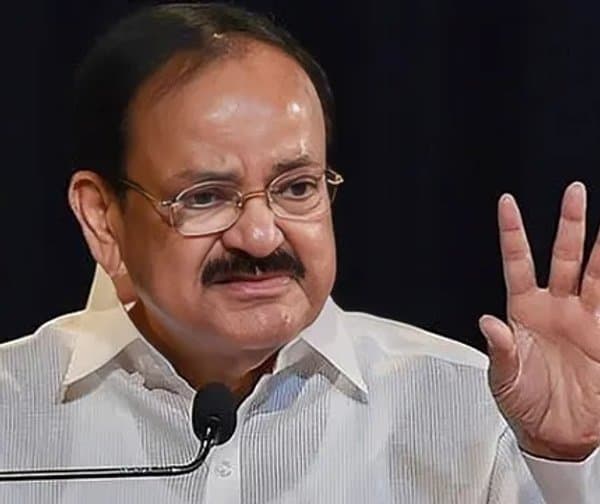 వెంకయ్యనాయుడు కీలక వ్యాఖ్యలు - Udayam Digital