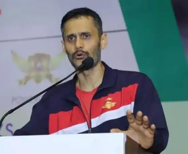 యోగా ఫెడరేషన్ గుర్తింపుపై జోషి ఆందోళన - Udayam