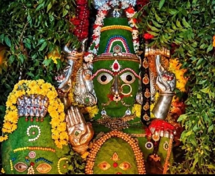 విశేష అలంకారంలో విరూపాక్షి మారెమ్మ - Udayam