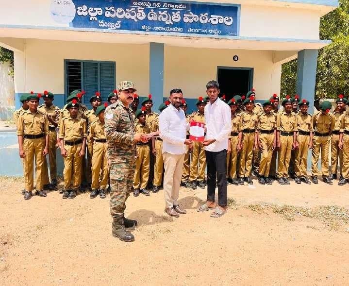 మక్తల్లో ఎన్సీసీ అభ్యర్థులకు ఏ సర్టిఫికెట్ల అందజేత