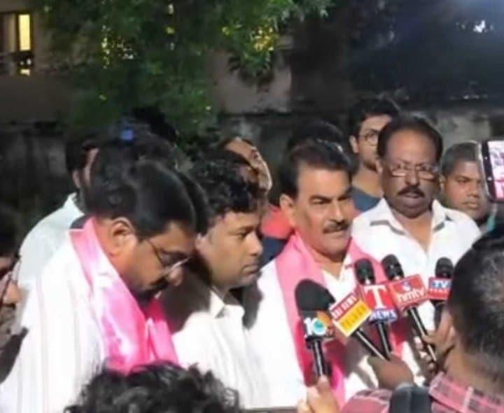 మిథ్రా హిల్స్ పార్క్ స్థలానికి హైకోర్టు స్టే - Udayam