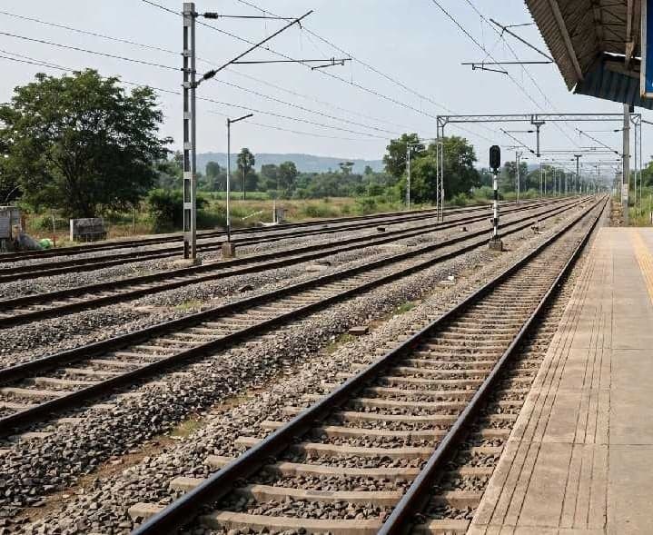 విశాఖ-పార్వతీపురం స్పెషల్ ట్రైన్ రద్దు - Udayam