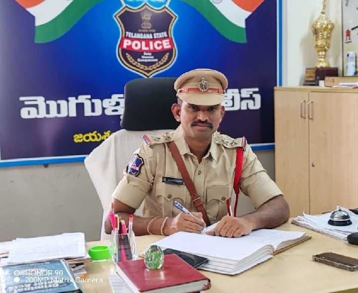 బతుకమ్మ వేడుకల్లో రెచ్చగొట్టే పాటలు వద్దు - Udayam