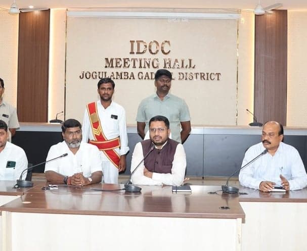 మల్లమ్మ కుంట రిజర్వాయర్ రైతులకు ఎకరాకు రూ.20 లక్షల పరిహారం - Udayam
