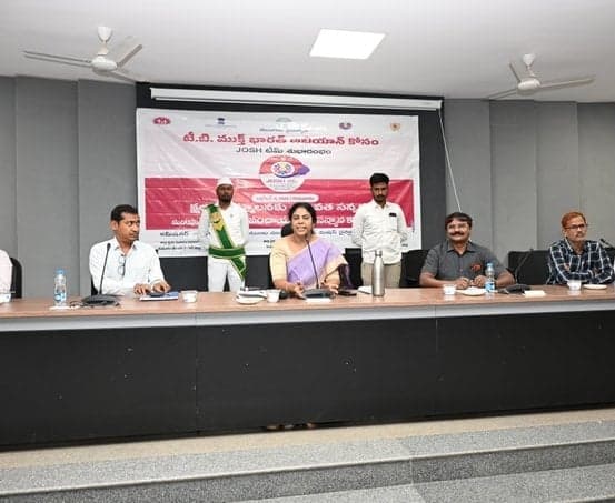 టీబీ నిర్మూలనకు యువత భాగస్వామ్యం కావాలి: కలెక్టర్ - Udayam