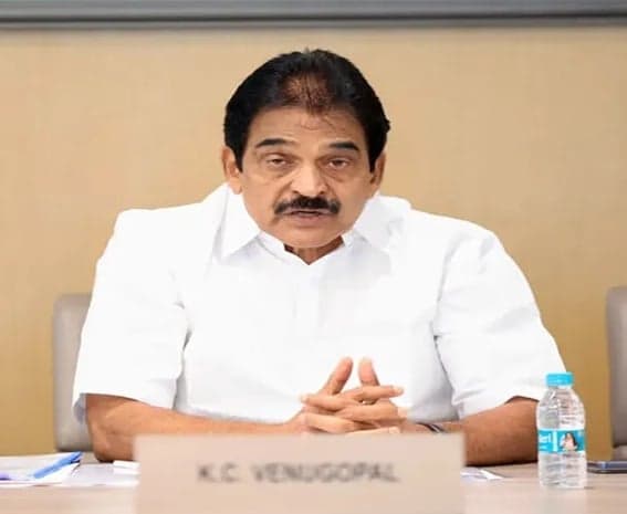 30న విపక్షాల మాక్ పార్లమెంట్ - Udayam