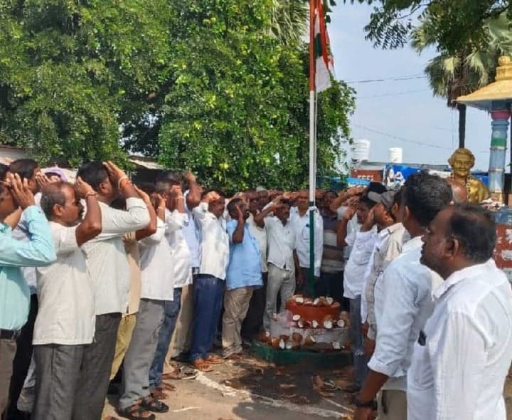 ఐక్యంగా ముందుకు సాగాలి: రవి - Udayam