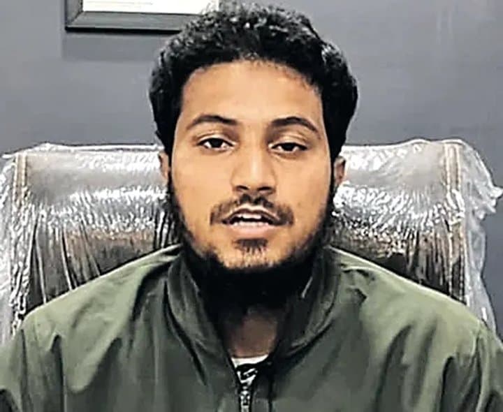 దిల్లీలో చిక్కిన సాధిక్ఖాన్ - Udayam